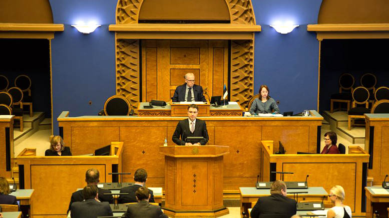 Pääministeri Taavi Rõivas parlamentissa 14.3.2016