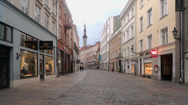 Tallinnan vanhankaupungin Viru-katu 29. lokakuuta 2020
