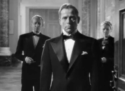 Eric Mathis: "Alex, will you come in, please? I wish to talk to you." | „Alex, kas saaksid tulla sisse? Tahaksin rääkida sinuga.“ Lõpustsee Alfred Hitchcocki spioonifilmis „Notorious“ (1946). Ivan Triesault as Eric Mathis, Notorious (1946)